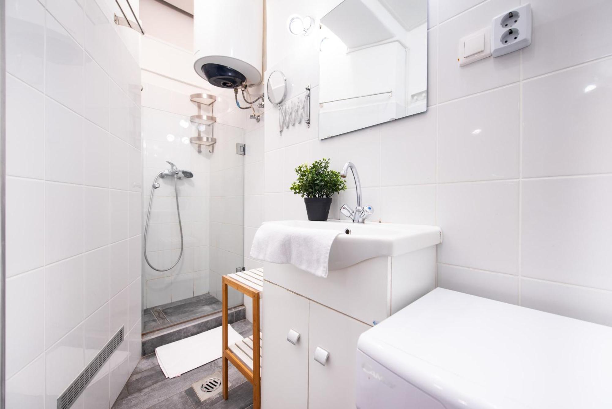 Ultra Central Cosy Ac Apartment Budapest Bagian luar foto